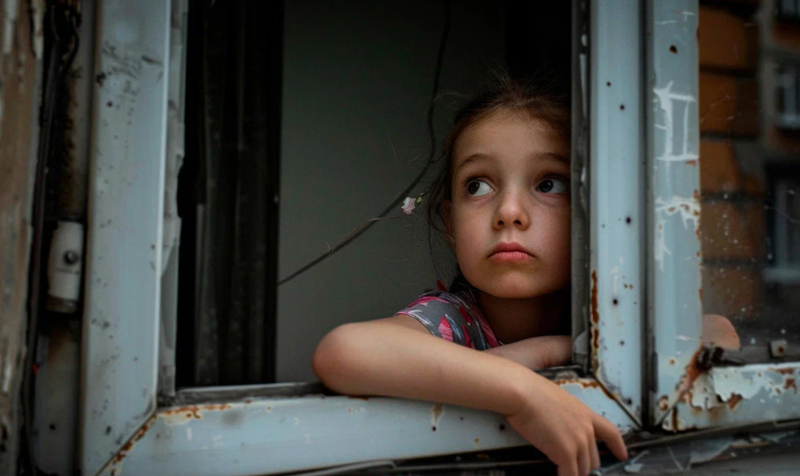 Бабушке внучку отдать нельзя. А в приёмную семью - можно: Успеют ли спасти Нику?