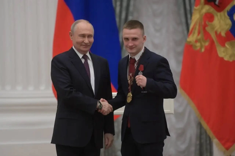 Путин вручил ордена и медали российским боксёрам — победителям мировых первенств