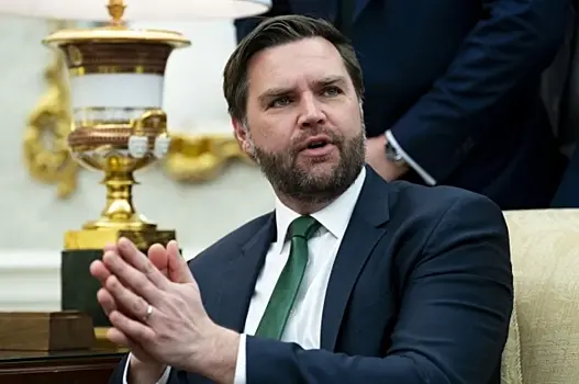 Вэнс прокомментировал возможность передачи России иранского урана
