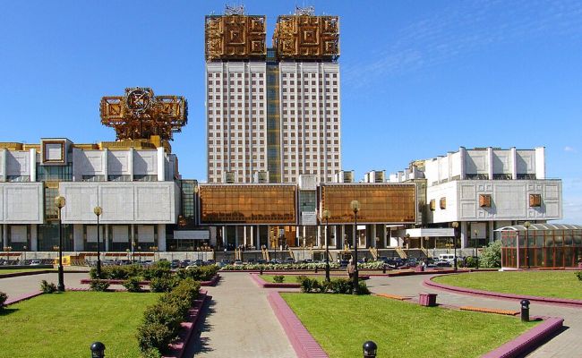 Философы РАН могли попасться на мошенничестве — первые задержания