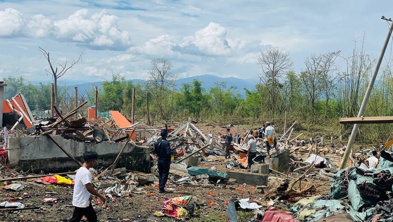 Минимум 55 человек погибли при взрыве на складе на севере Мьянмы