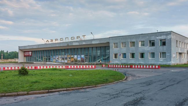 Три российских аэропорта приостановили работу