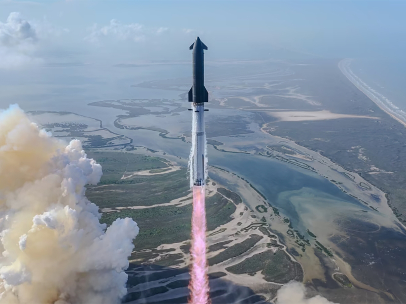 В SpaceX запустили самую большую ракету в истории человечества