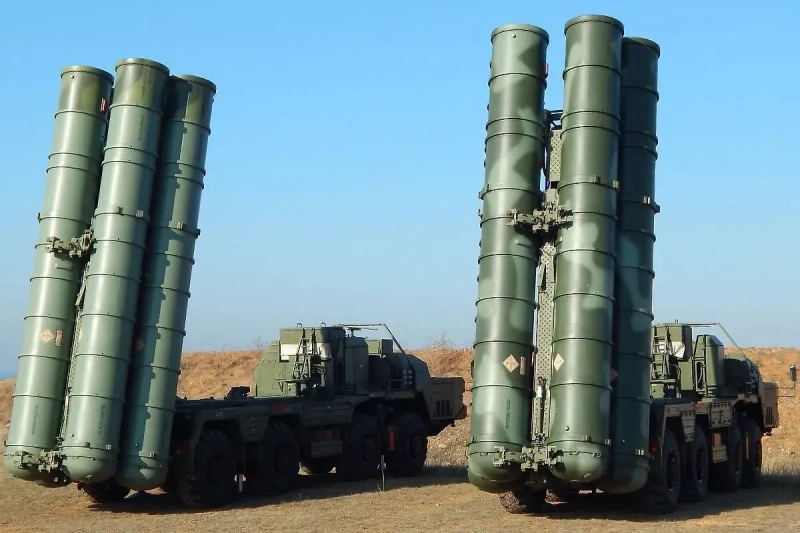За ночь расчёты ПВО сбили 33 украинских дрона над 12 российскими регионами